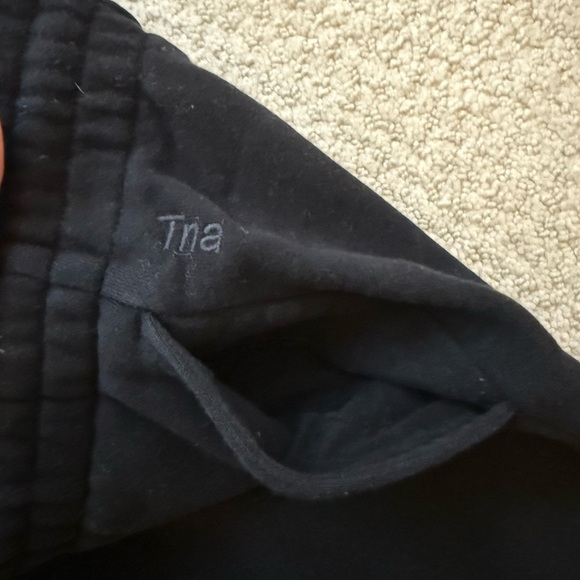 Aritizia TNA Cozy Fleece Boyfriend Wide Sweatpants size 2XS black - Picture 5 of 6